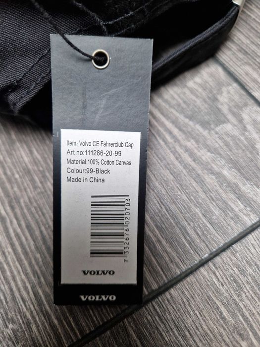 Czapka z daszkiem Volvo oryginalny gadżet jedyna taka na OLX (czarna).