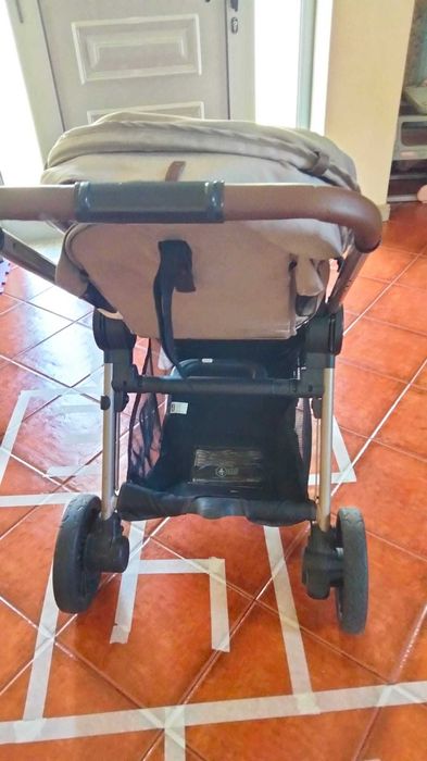 Carrinho de bébés