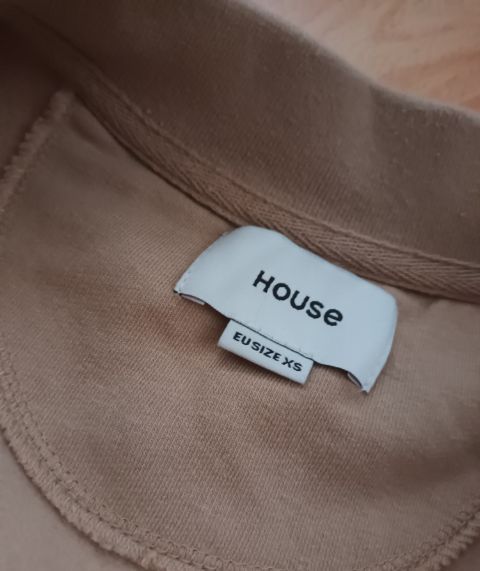 Oddam Bluzę bomberka krótka stan idealny - House