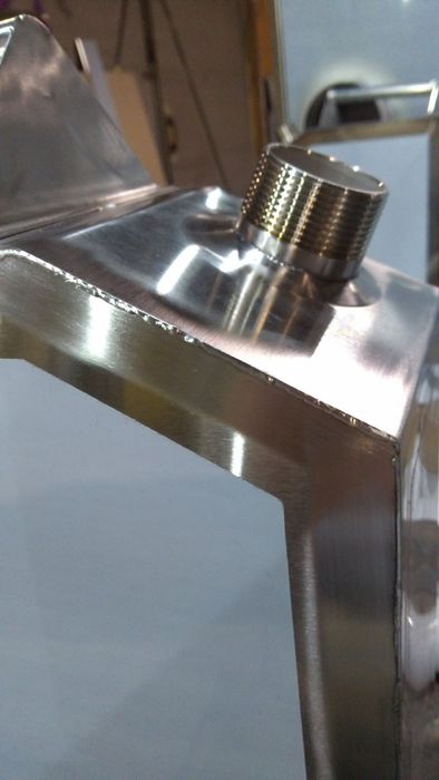 Каністри з нержавіючої сталі aisi 201