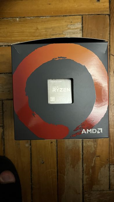 Ryzen 5 1600 процесор з кулером та коробкою