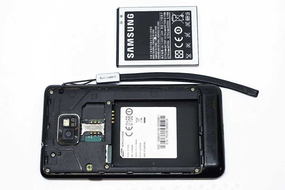 Telefon smartfon Samsung Galaxy S II uszkodzony