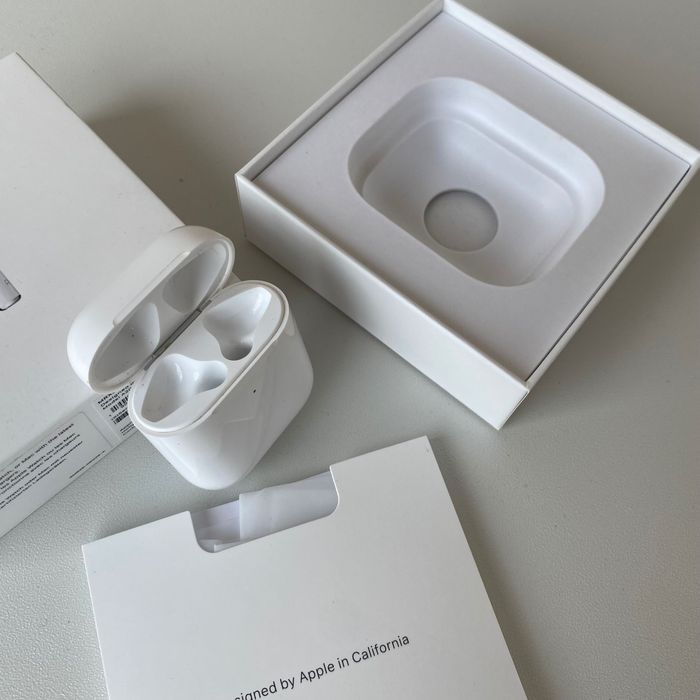 Etui ładujące AirPods 2 gen indukcja