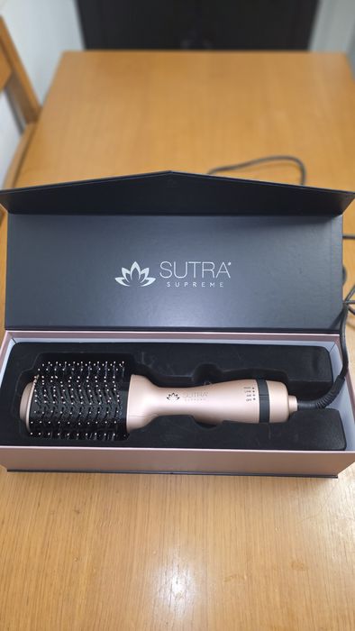 Escova eléctrica de alisamento