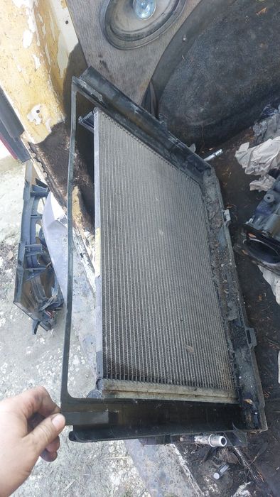 Рамка радіаторів телевізор BMW 7 e65 e66 7507970 рестайлінг