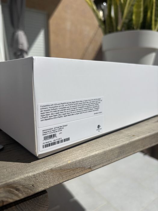 AirPods Max branco/prata com caixa e acessórios