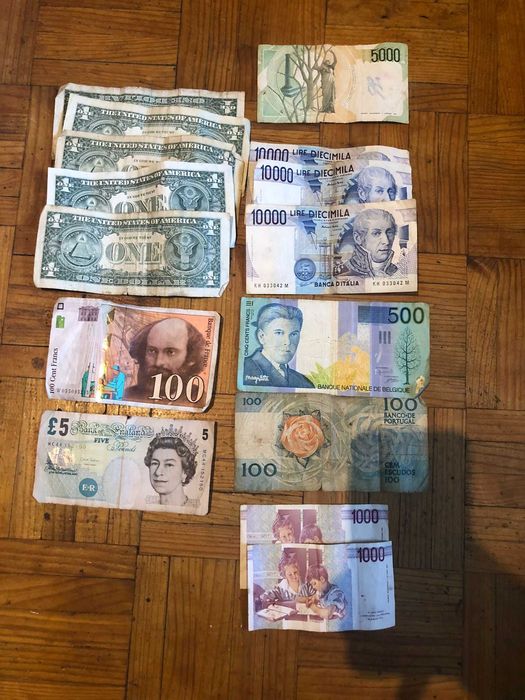 Notas várias de colecção