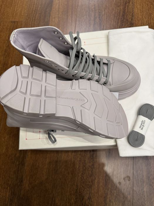 Нові   ALEXANDER MCQUEEN Tread Slick р.38
