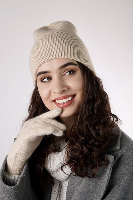 Комплект набір шапка та рукавички з ангорою odyssey