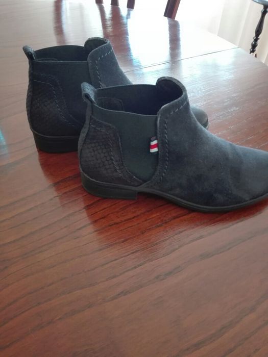 Botas em nobuck azul escuro