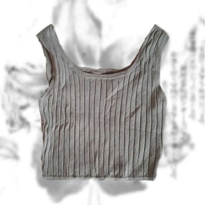 Топік кольору хакі