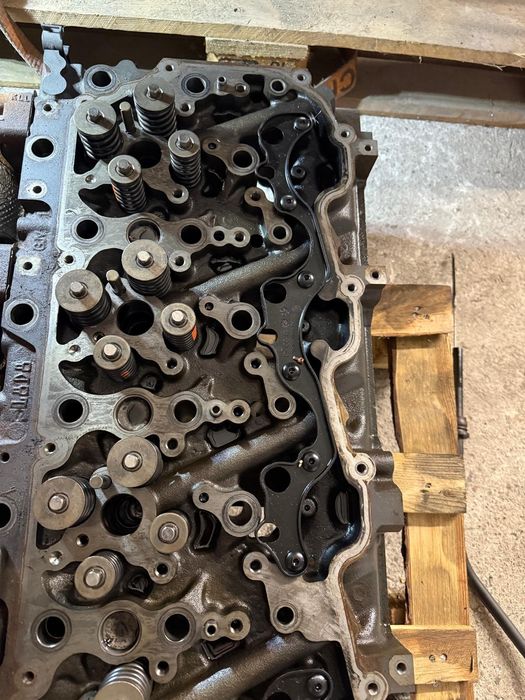 Головка двигателя DAF 106 mx-13