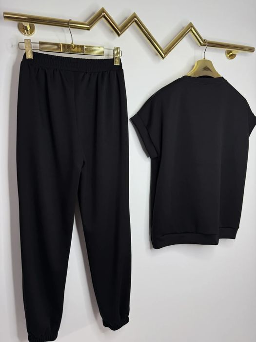 Dres Lola Bianka czarny komplet