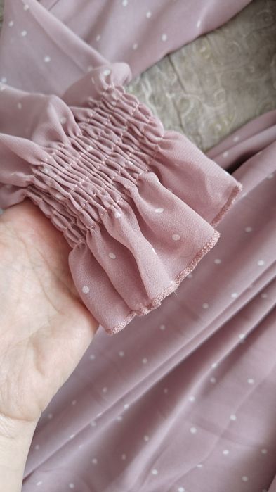 Ніжна сукня пудрово-рожевого кольору універсального розміру