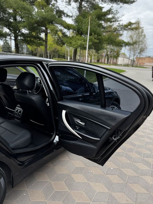 Продаж/обмін BMW F30 320I у гарному стані