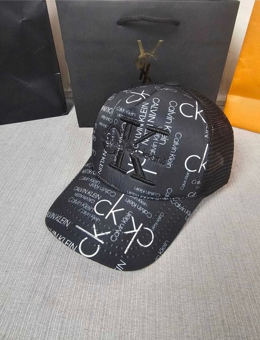Czapka z daszkiem unisex Calvin Klein siatka monogram regulowana