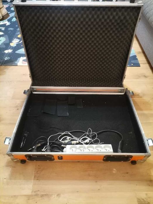 Case Rack Estradowy na mixer