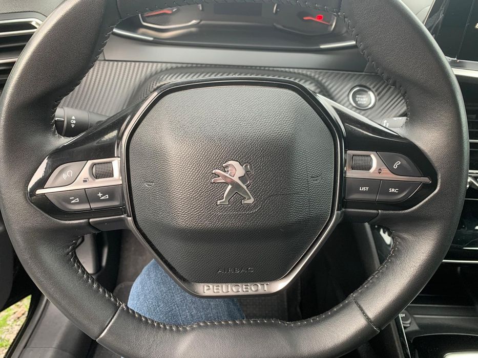 Peugeot 208 PureTech allure