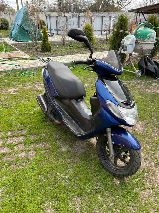 Продам скутер SUZUKI ADDRES