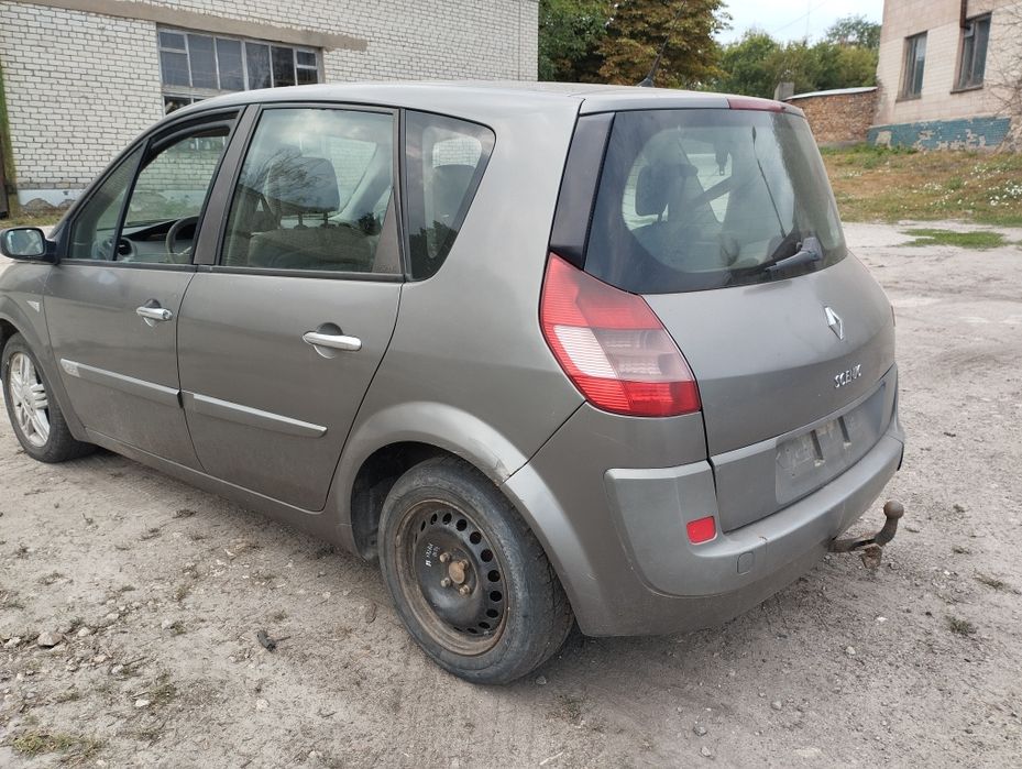 Продам Рено сценік