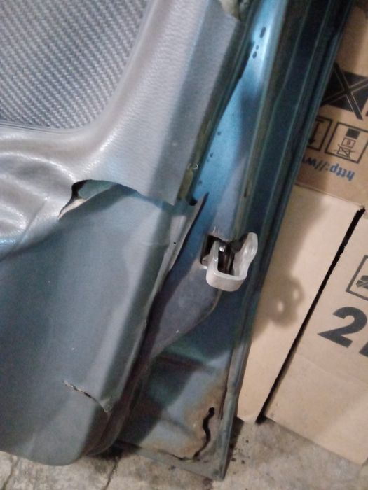 Дверь форд эскорт