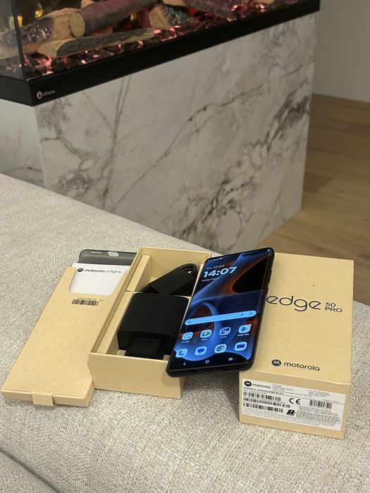 j.NOWY Motorola edge 50 pro 12/512GB 6,7" 144Hz 50Mpix FV23%