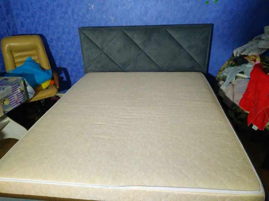 Кровать 2хспальная 160*220