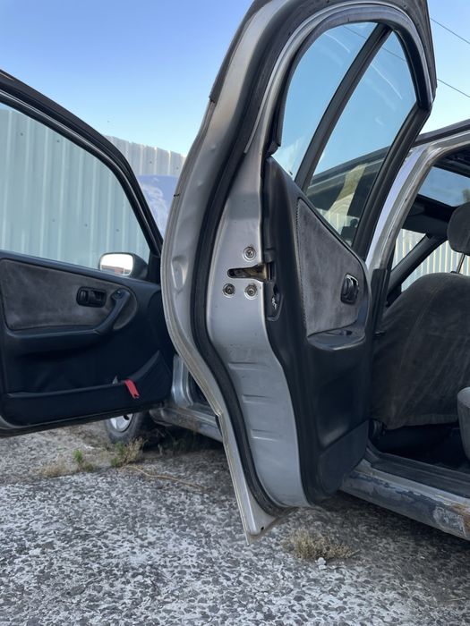 Nissan Primera p10