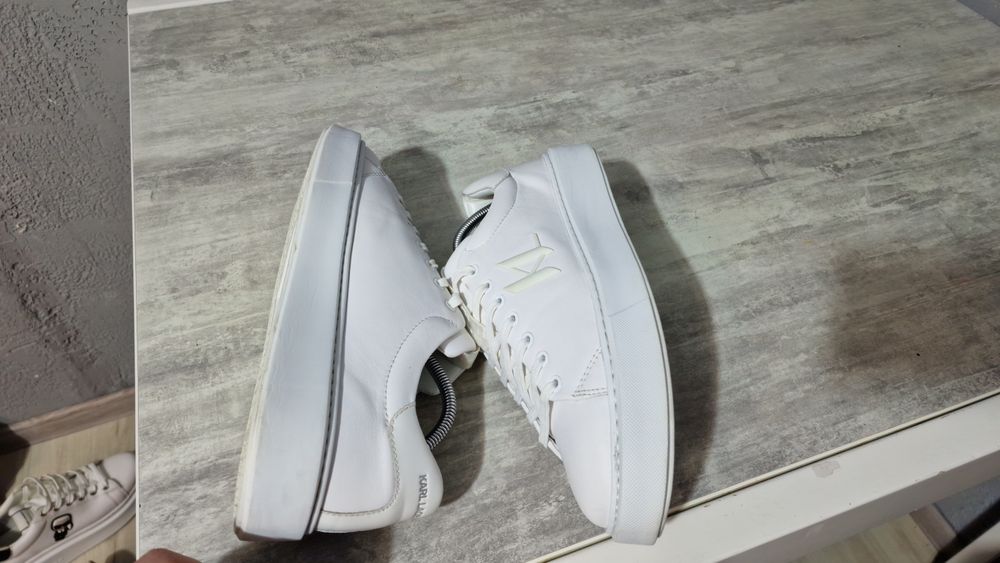 KARL LAGERFELD Снікерcи розмір 44