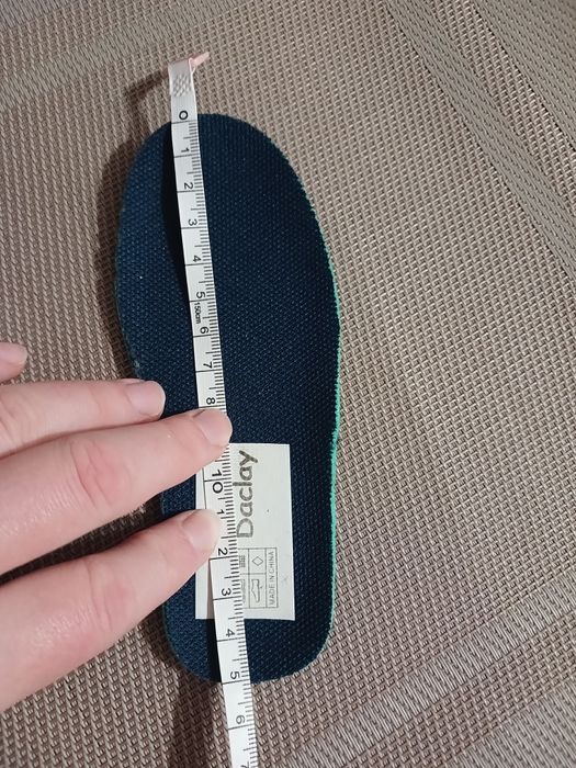 Кросівки дитячі, 24 розмір.