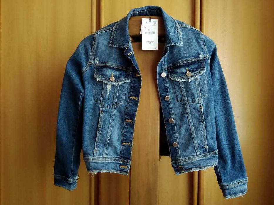 (NOVO C/ ETIQUETA, PORTES GRÁTIS) ZARA: Blusão de Ganga/Denim (Tam. M)