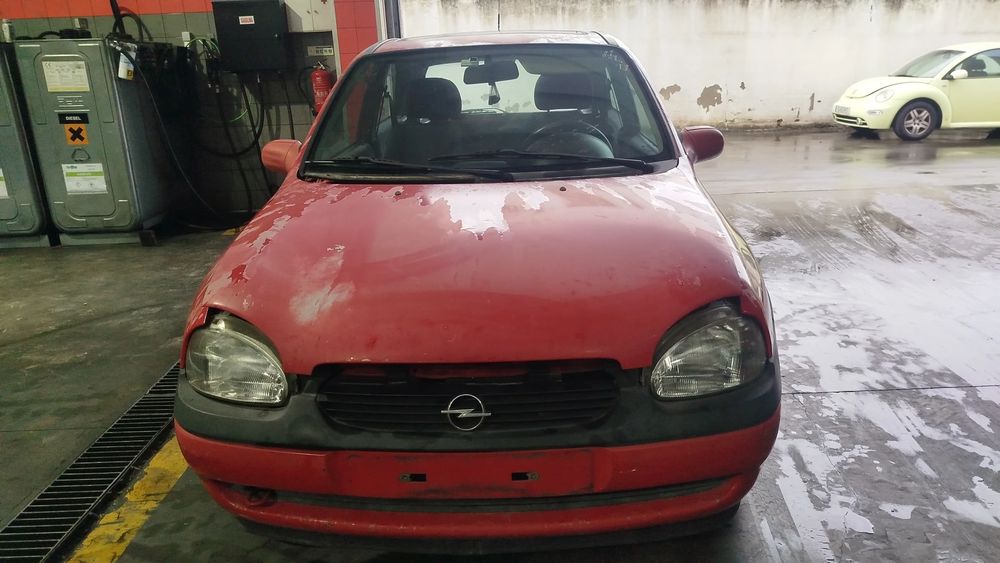 Para peças OPEL Corsa B