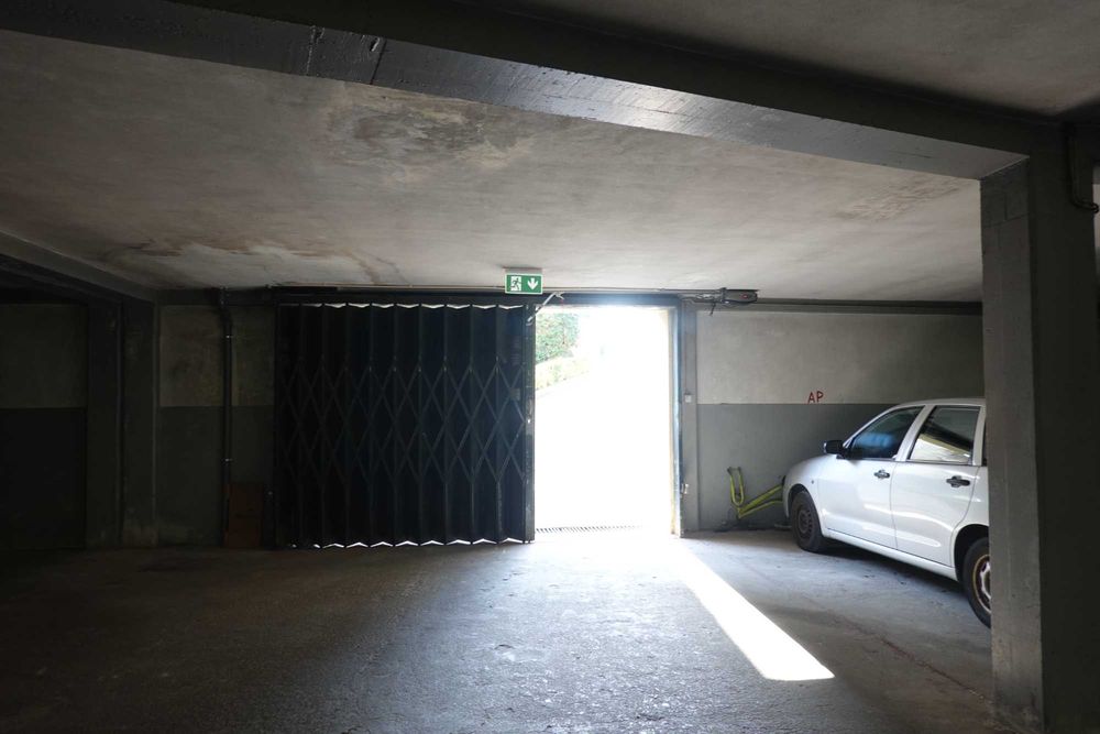 Lugar de garagem em condomínio para arrendamento - Rio Tinto