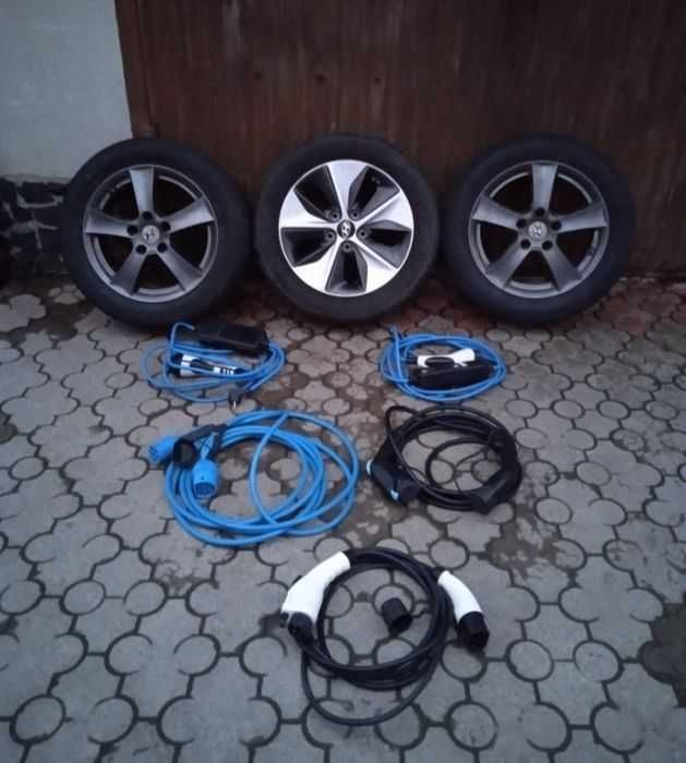 Диски взборі на фото Hyundai ionig 5*114.3 по Україні неїздили зарядка