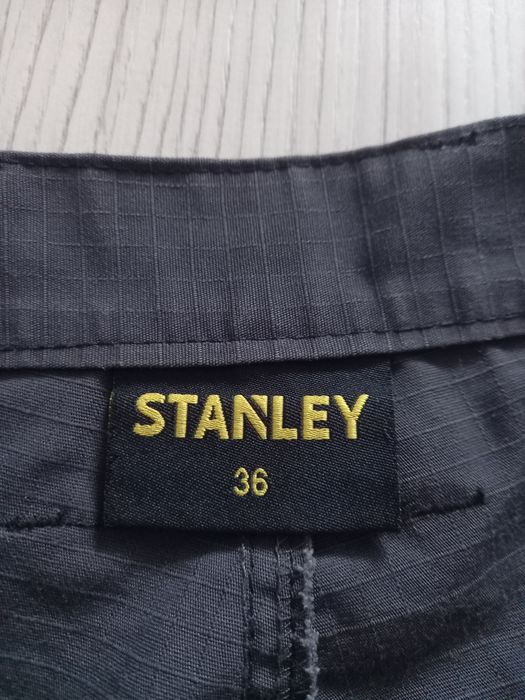 Продам рабочие шорты Stanley