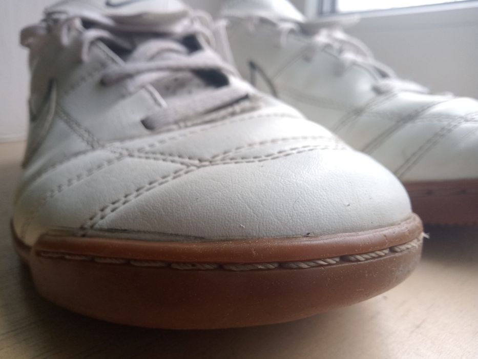 Кросівки Nike tempo 38,5