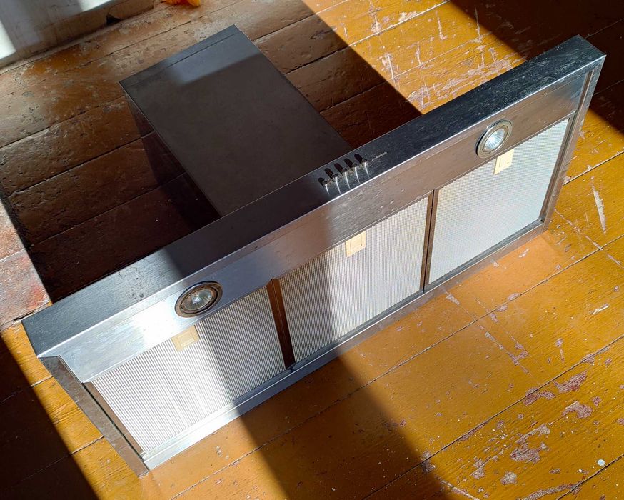 Okap wyciąg kuchenny INOX oświetlenie