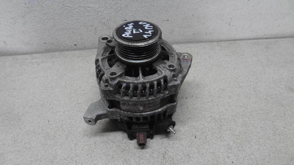 Toyota auris II yaris III corolla e16 12-18 alternator 27060-0N100