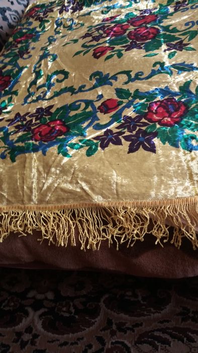 Скатерть-покрывало плюшевая новая