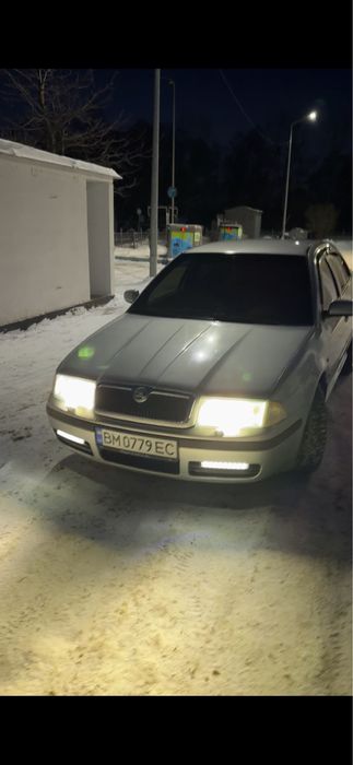 Шкода Октавія тур 1.8 турбо