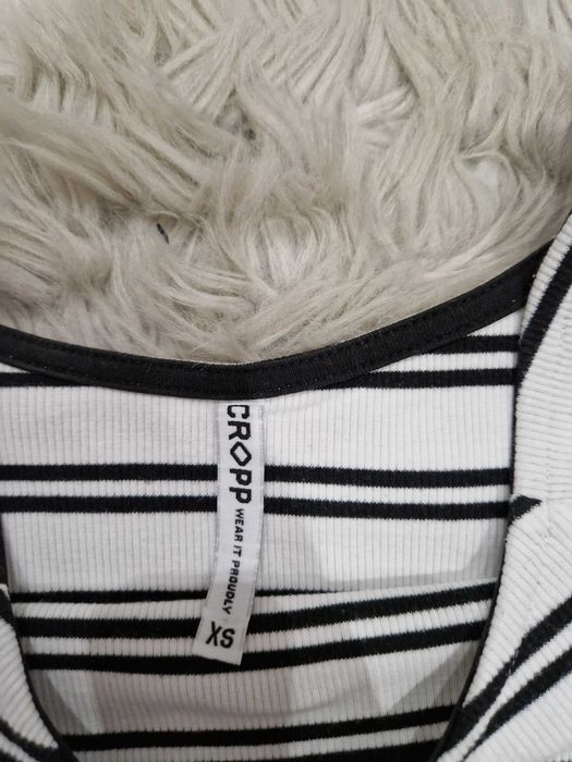 Bluzeczka XS Cropp