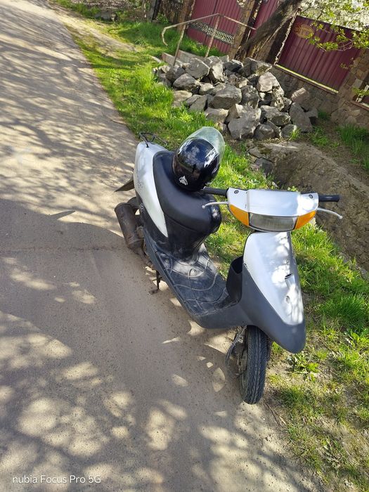 Скутер suzuki lets 2