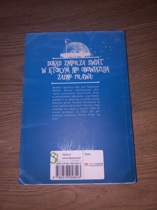Droga pod pękniętym niebem