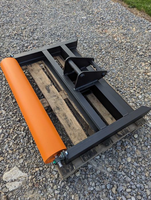 Niwelator do minikoparki 120 cm – Hardox500, S355N, różne mocowania