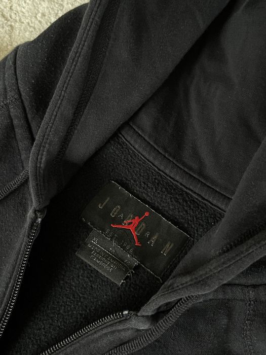 Кофта Jordan.