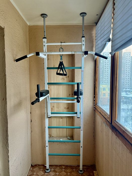 Продам Шведську  стінку