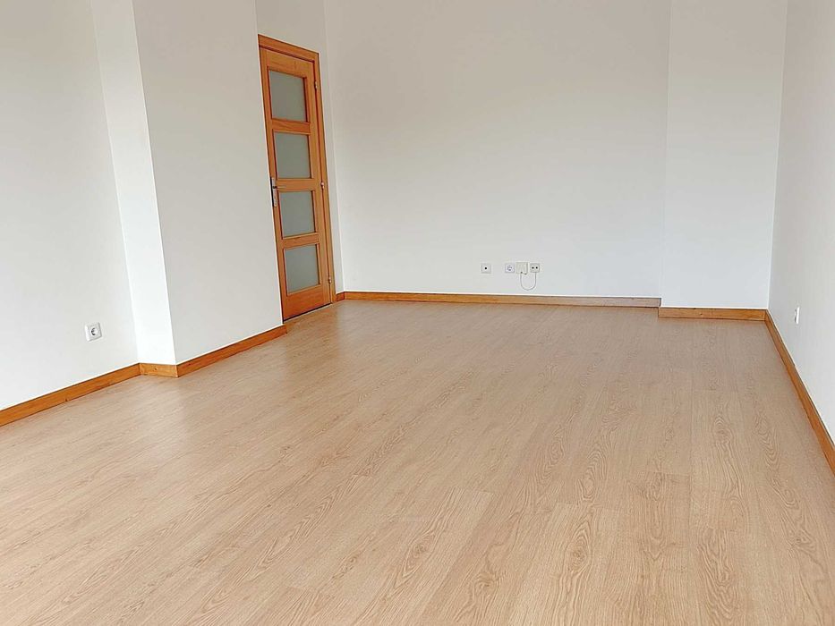 Apartamento T1 à venda em Torres Vedras (São Pedro, Santiago, Santa Maria Do Castelo E São Miguel) E Matacães, Torres Vedras — foto 3