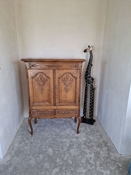 Komoda w stylu ludwikowskim stylowa komoda bielizniarka duża komoda vintage