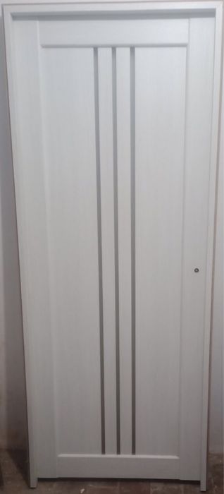 Нові двері ( 3 шт)
