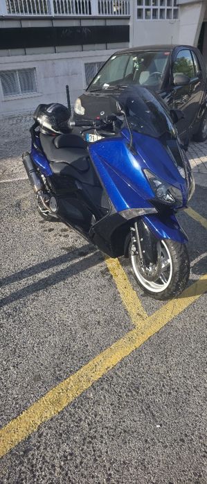Yamaha Tmax 530 .